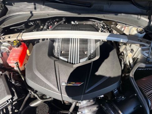 Used 2016 Cadillac CTS V w/ Luxury Package RWD image 83