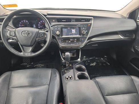 Used 2017 Toyota Avalon XLE w/ Carpet Mat Package FWD image 10