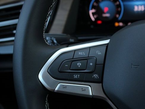 New 2026 Volkswagen Atlas SE image 16