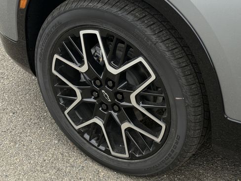 New 2026 Chevrolet Blazer RS w/ LPO, Floor Liner Package AWD/4WD image 30
