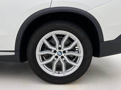 Used 2019 BMW X5 xDrive40i w/ Convenience Package AWD/4WD image 28