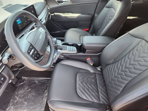 New 2026 Kia Sportage X-Line w/ X-Line Premium Package AWD/4WD image 6