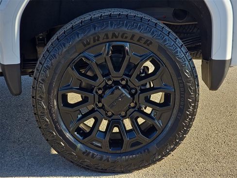 New 2026 GMC Sierra 2500 Denali Ultimate image 31