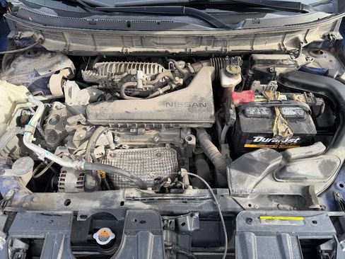 Used 2017 Nissan Rogue S image 19