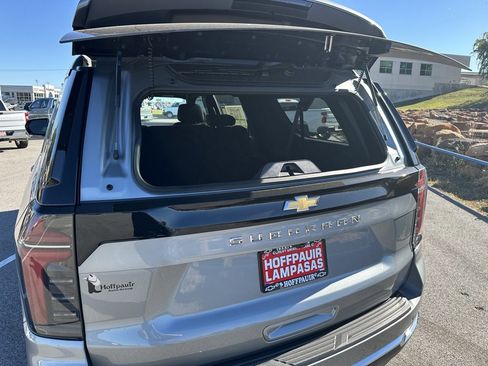 New 2026 Chevrolet Suburban LS image 17