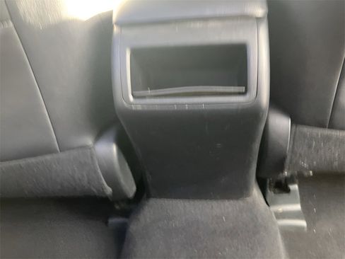 Used 2012 Toyota Camry SE image 32