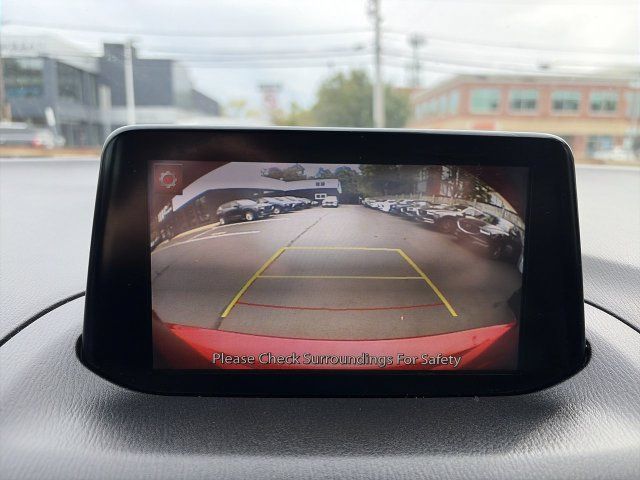 Used 2018 MAZDA MAZDA3 Touring FWD image 17