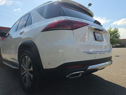 Used 2020 Mercedes-Benz GLE 450 4MATIC w/ MBUX Technology Package image 27