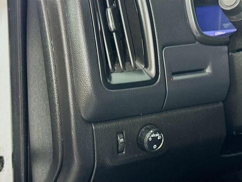 Used 2020 Chevrolet Colorado LT w/ Safety Package image 10