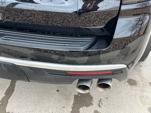 Used 2023 Chevrolet Tahoe High Country image 10