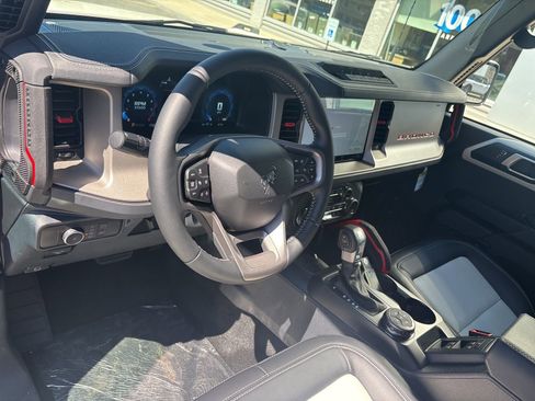 New 2026 Ford Bronco Outer Banks AWD/4WD image 13