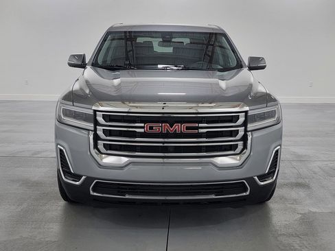 Used 2023 GMC Acadia SLE w/ LPO, Floor Liner Package AWD/4WD image 3