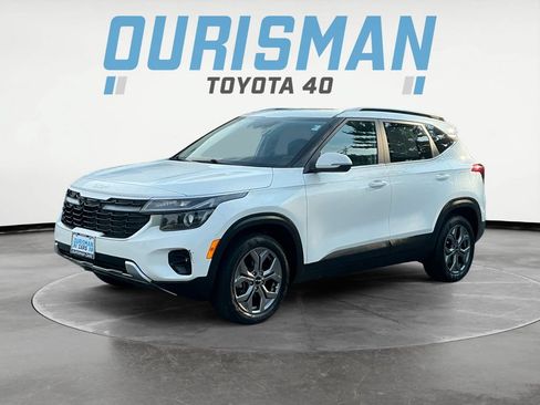 Used 2024 Kia Seltos S AWD/4WD image 3