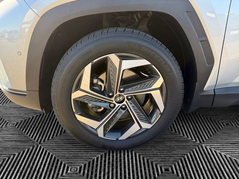 Used 2022 Hyundai Tucson Limited w/ Cargo Package AWD/4WD image 15