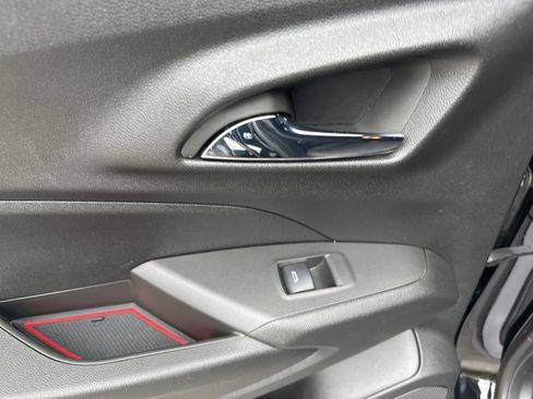 Used 2024 Chevrolet Trax RS w/ Driver Confidence Package image 27