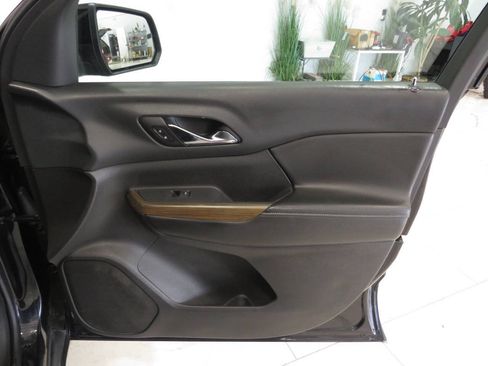 Used 2017 GMC Acadia SLE AWD/4WD image 24