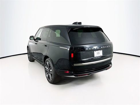 New 2026 Land Rover Range Rover SE image 7