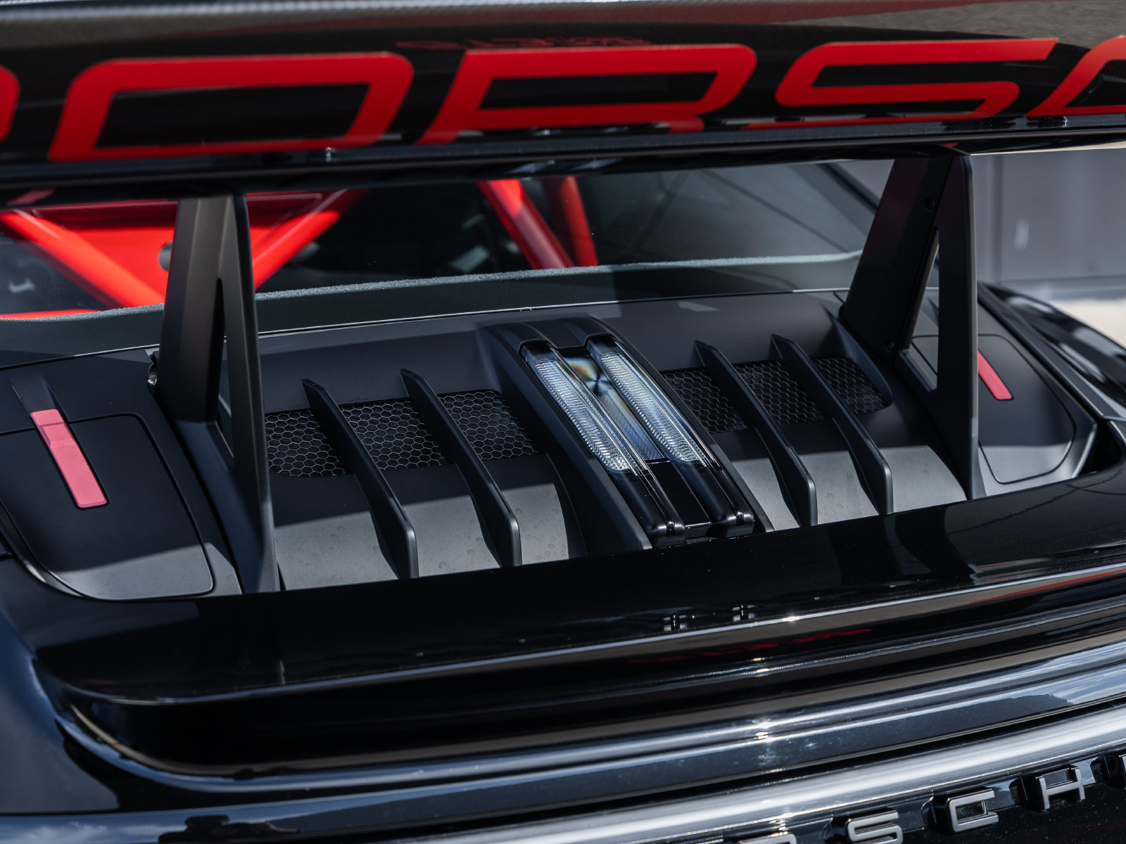 Certified 2023 Porsche 911 GT3 RS RWD image 15