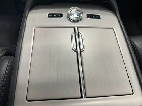Used 2025 Lincoln Navigator Reserve AWD/4WD image 40