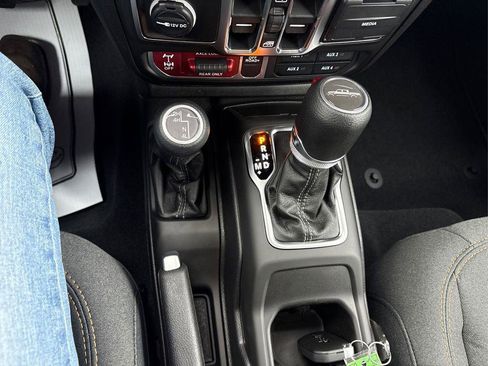 New 2026 Jeep Gladiator Mojave AWD/4WD image 25