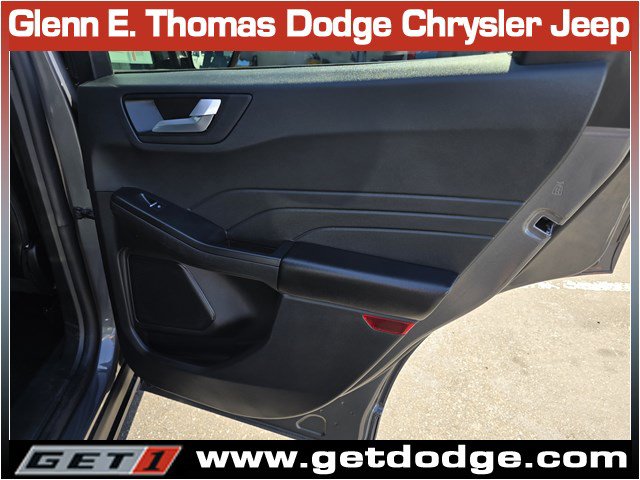 Used 2025 Ford Escape Platinum AWD/4WD image 31