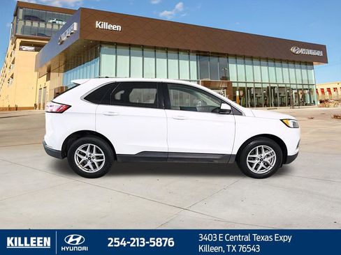 Used 2022 Ford Edge SEL AWD/4WD image 9