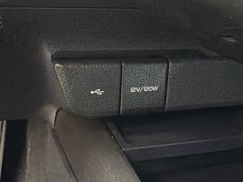 Used 2021 Toyota Camry LE FWD image 23