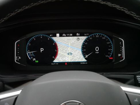 Used 2023 Volkswagen Taos SEL image 37