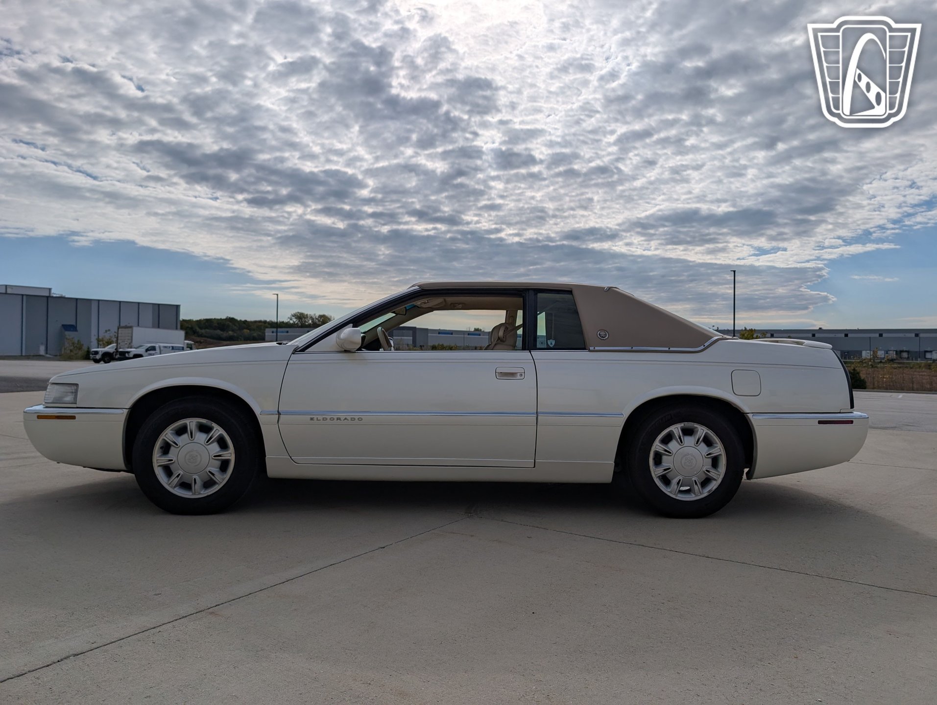 Used 1995 Cadillac Eldorado FWD image 6