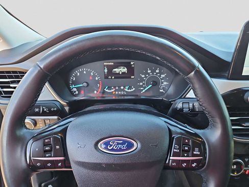 Used 2021 Ford Escape SEL image 19