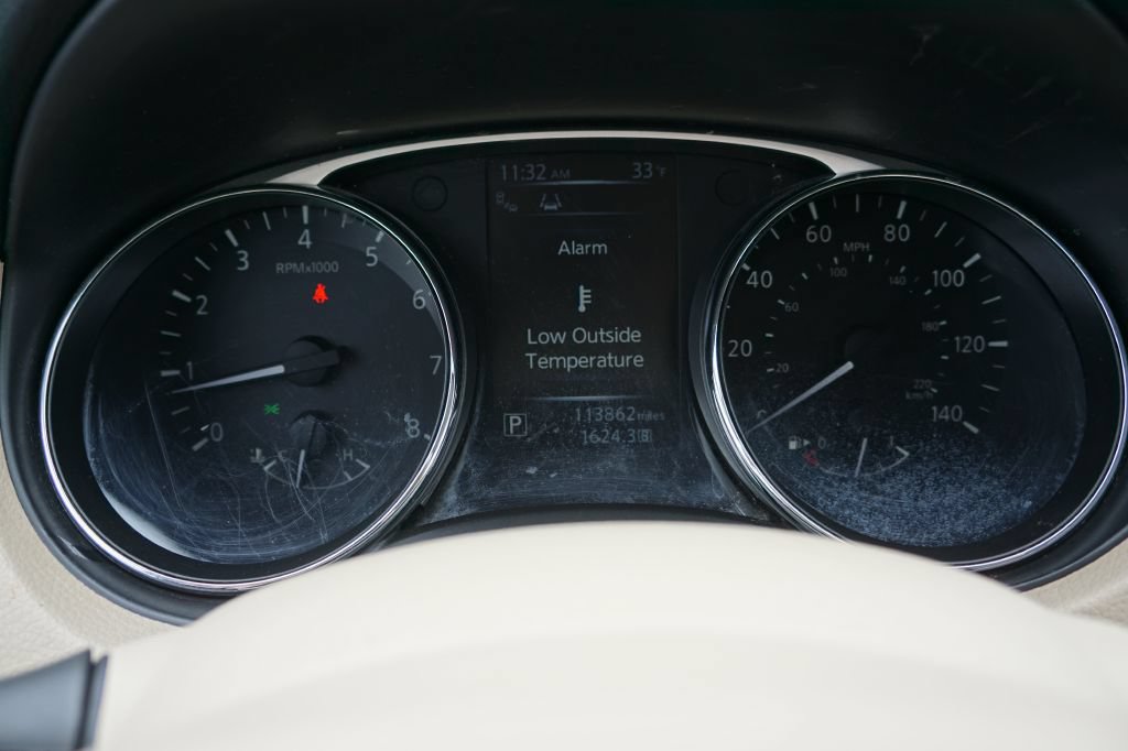 Used 2014 Nissan Rogue SL w/ SL Premium Package FWD image 15