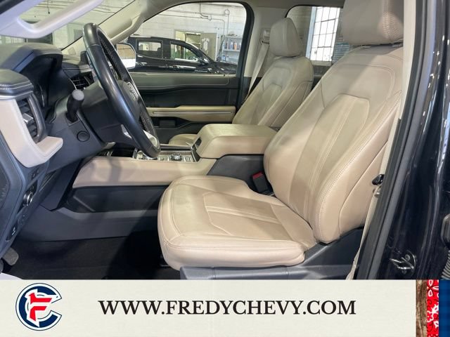 Used 2024 Ford Expedition Limited AWD/4WD image 13