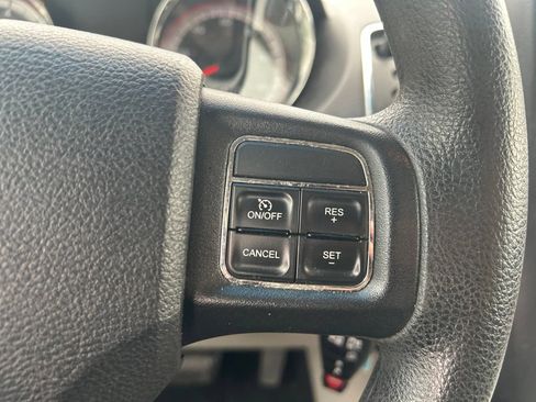 Used 2012 Dodge Grand Caravan SXT FWD image 26