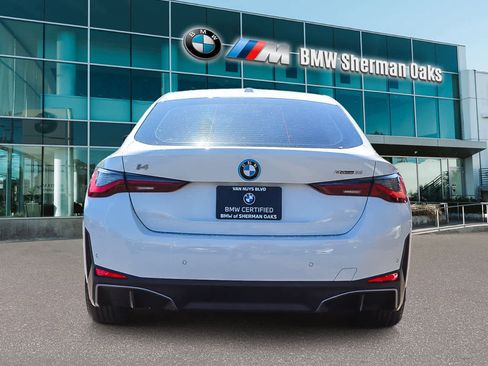 Certified 2023 BMW i4 eDrive35 w/ Premium Package image 5