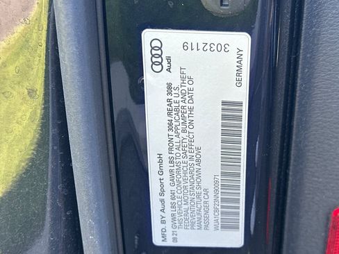 Used 2022 Audi RS 6 AWD/4WD image 29
