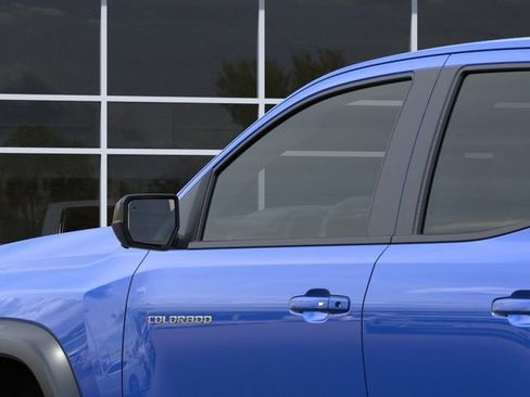 New 2026 Chevrolet Colorado ZR2 w/ Technology Package AWD/4WD image 12