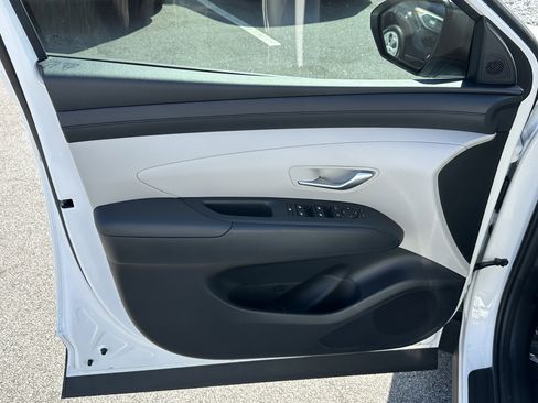 Used 2025 Hyundai Tucson SEL image 13