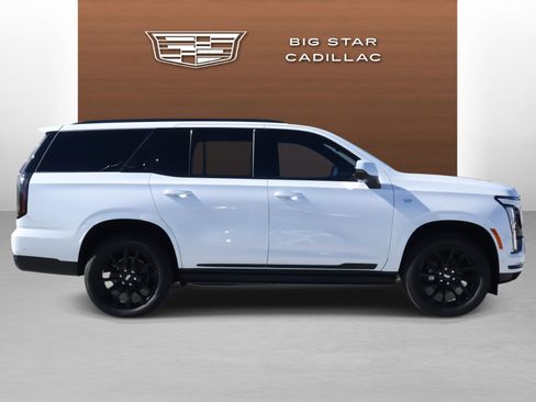 Used 2026 Cadillac Escalade Sport w/ LPO, Floor Liner Package image 6