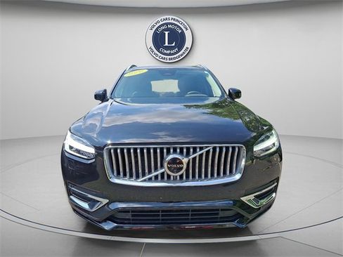 Certified 2024 Volvo XC90 B6 Plus image 2
