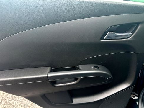 Used 2015 Chevrolet Sonic LT image 14