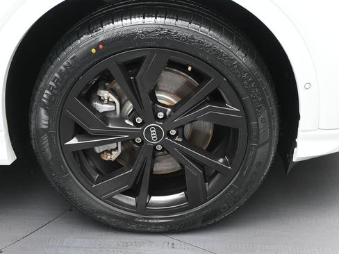 Used 2023 Audi Q4 e-tron Premium Plus AWD/4WD image 12