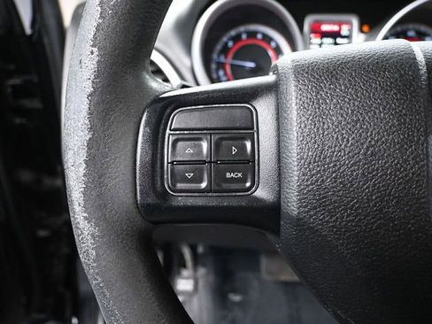 Used 2019 Dodge Journey SE image 23