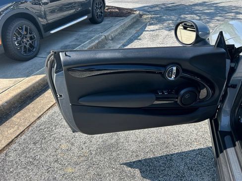 Used 2016 MINI Cooper Convertible FWD image 20