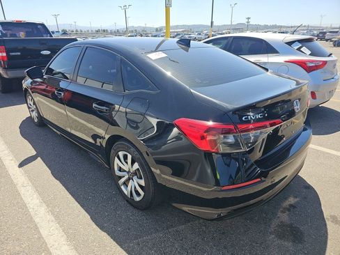 Used 2023 Honda Civic Sport image 8