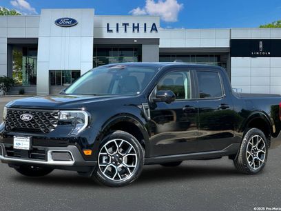 New 2025 Ford Maverick Lariat