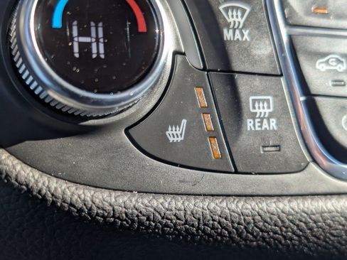 Certified 2022 Chevrolet Equinox LT image 4