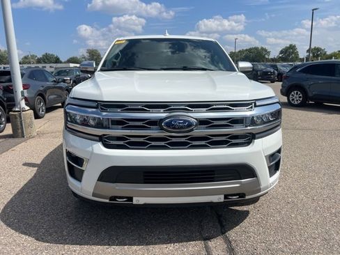 Certified 2022 Ford Expedition Platinum image 2