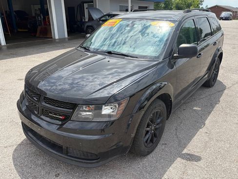 Used 2020 Dodge Journey SE w/ SE Popular Equipment Group FWD image 5