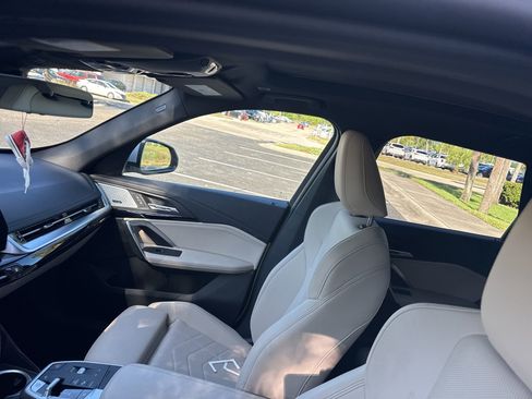 Used 2023 BMW X1 xDrive28i w/ Premium Package image 8