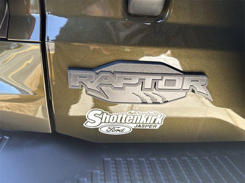 New 2025 Ford Bronco Raptor image 21